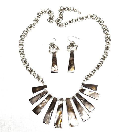 Necklace, "Fan" Design
