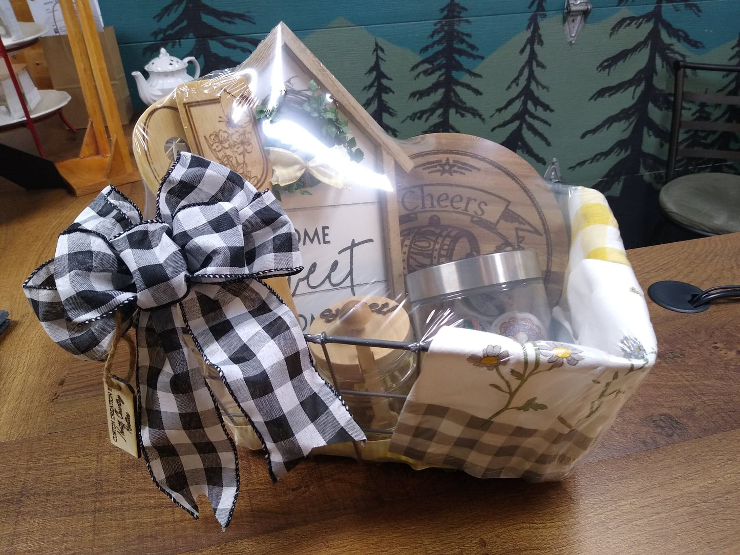 "Welcome Home" Gift Basket