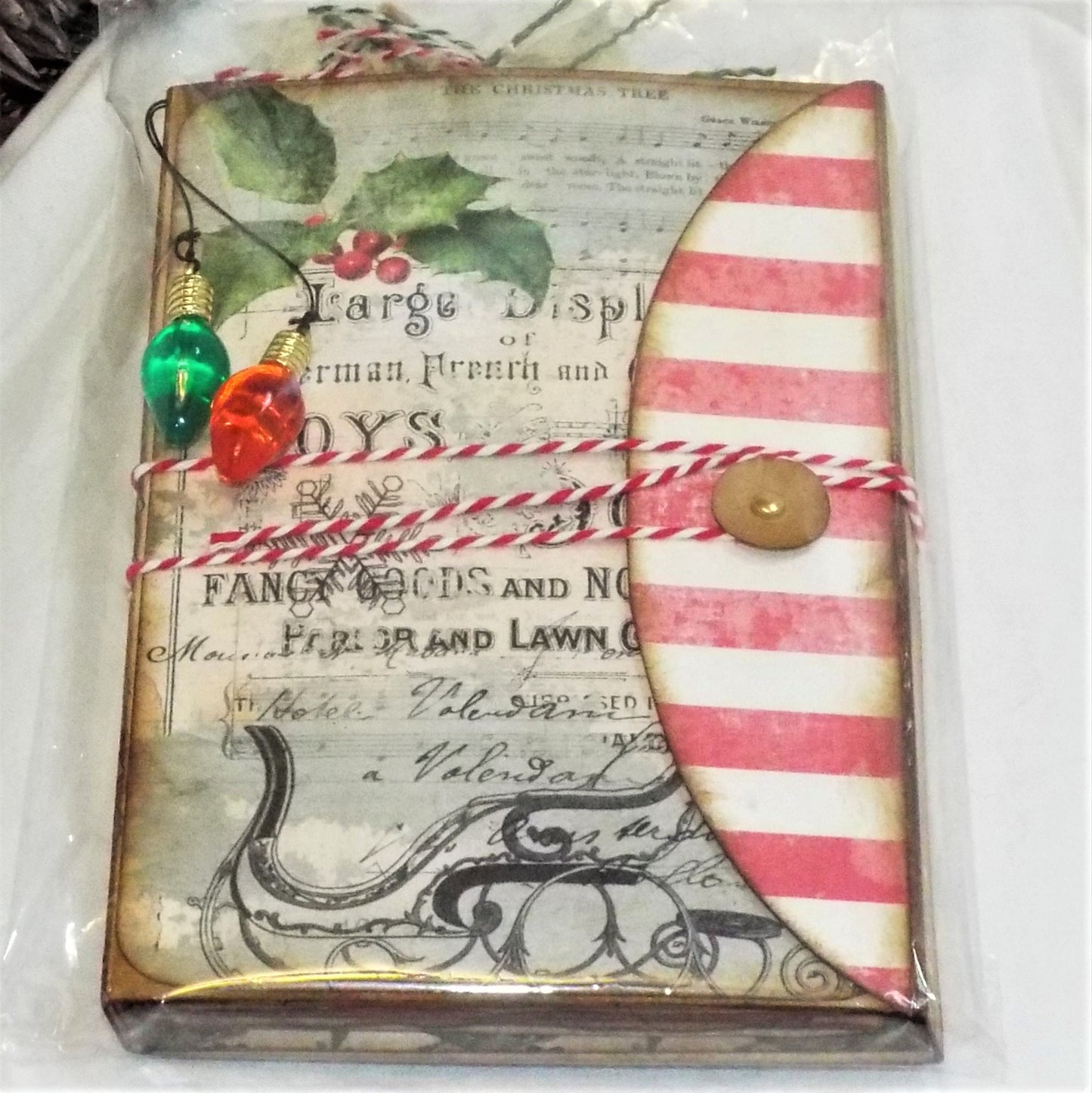 Mini Christmas Junk Journal, completed